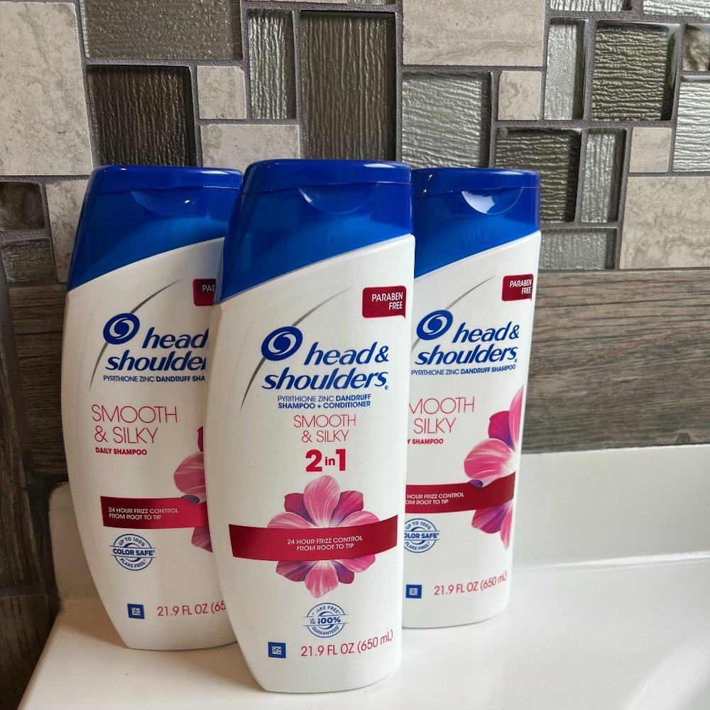 BRAND NEW 3- 21.9 fl oz bottles. Head and shoulders . Half of retail price